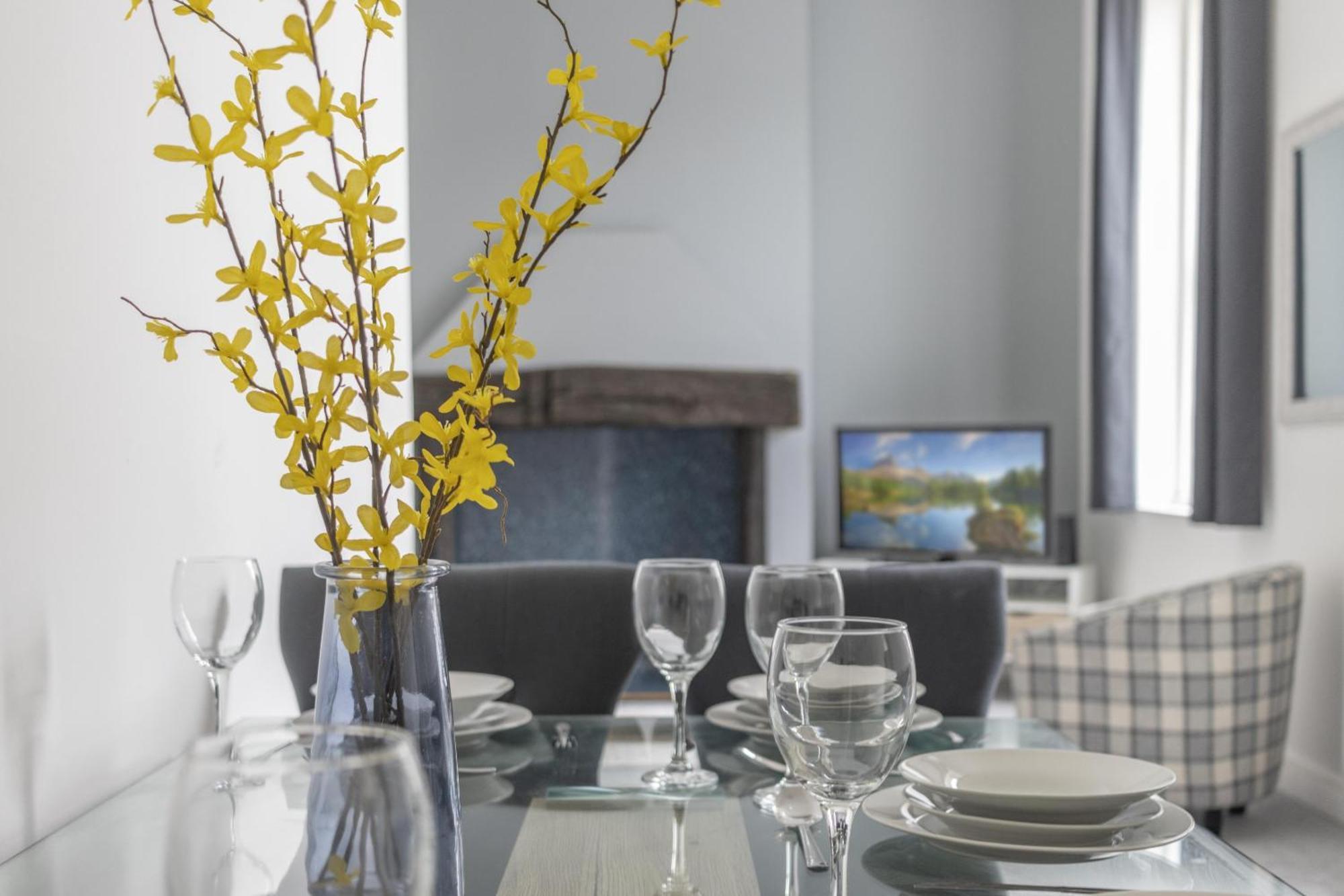 普里茅斯Alexandra - Large 3 Bed Perfect For Contractors, Free Parking, Fast Wifi And Great Value!公寓 外观 照片